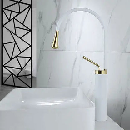 Decorbites™ Gebürsteter Gold Waschbeckenarmatur Heiß Kalt Schwarz Spüle Küche Schwenkbar Wasserhahn