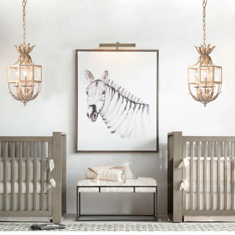Decorbites™ Grau/Gold Metallkäfig-Kronleuchter: Russisch inspiriert, 3-Licht-Lüster für Kinderzimmer, Küche, Esszimmer