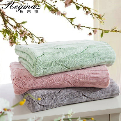 DecorBites™ Bamboo Knitted Cooling Blanket - Queen Size