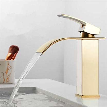 Decorbites™ Gold Wasserfall Beckenarmatur: Messing Badezimmer Mischbatterie, Heiß-Kalt Waschbeckenarmatur