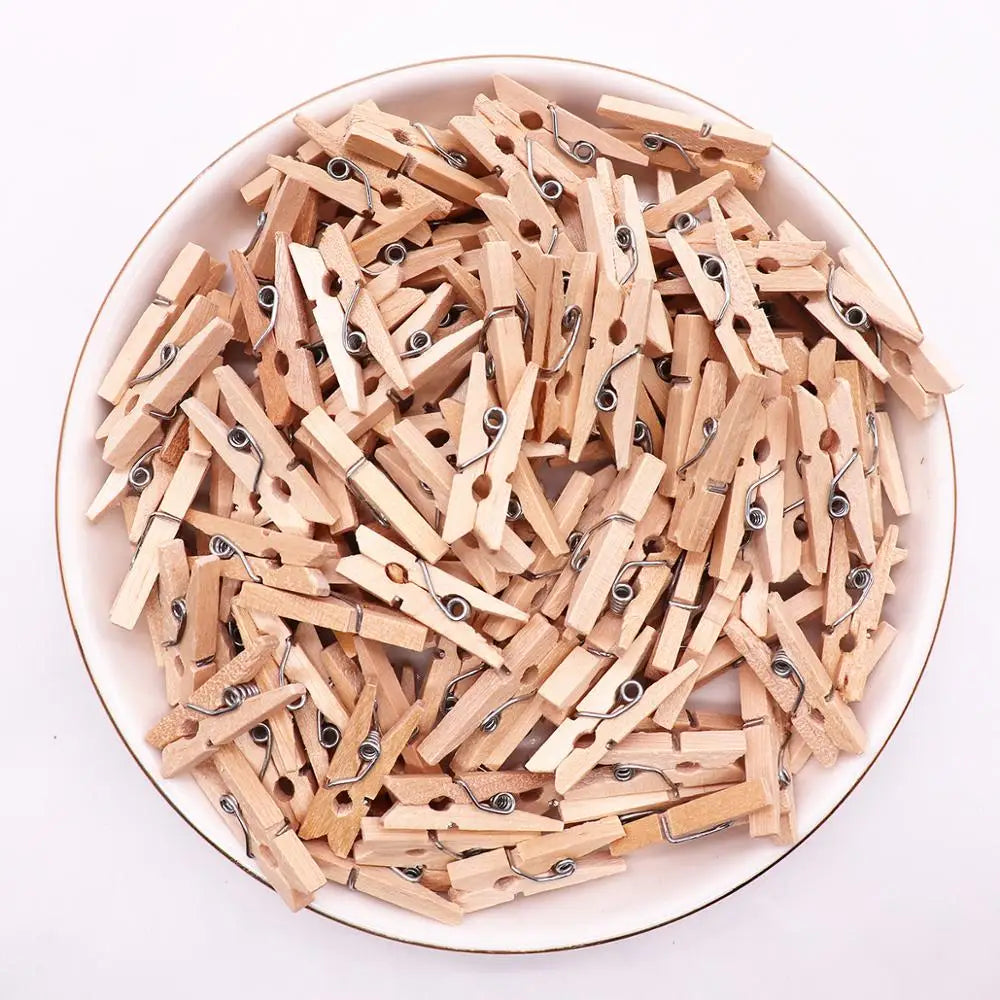 Decorbites™ 50er-Pack Romantische Herzförmige Holzclips für Heimdekoration und Partys