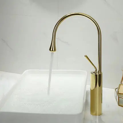 Decorbites™ Gebürsteter Gold Waschbeckenarmatur Heiß Kalt Schwarz Spüle Küche Schwenkbar Wasserhahn