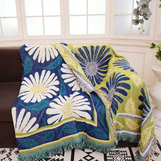 Decorbites™ gestrickte Decke mit Gänseblümchen-Motiv - Elegante florale Deko-Softhülle & Couchüberzug