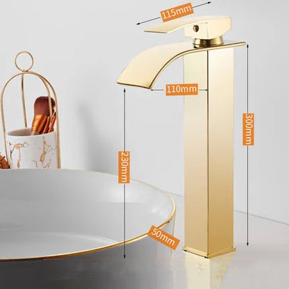 Decorbites™ Gold Wasserfall Beckenarmatur: Messing Badezimmer Mischbatterie, Heiß-Kalt Waschbeckenarmatur