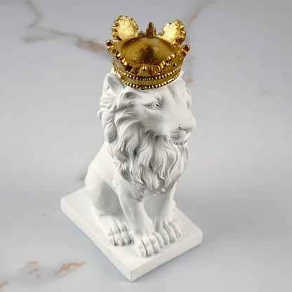 Decorbites™ Goldene Krone Löwenkönig Statue 17 cm Höhe Nordische Handwerkskunst Dekoration für Zuhause und Büro