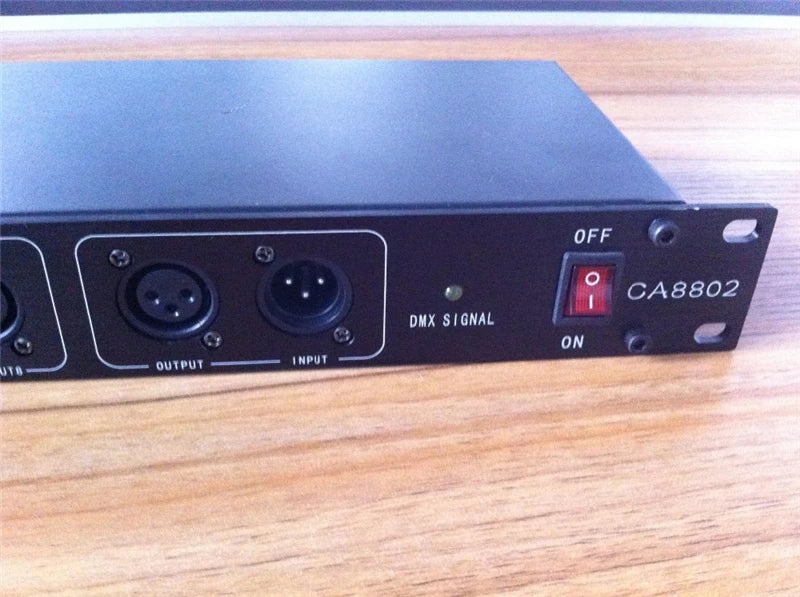 Decorbites™ DMX512-Splitter: 8-Kanal-Signalverstärker für Bühnenbeleuchtung, Beste Qualität