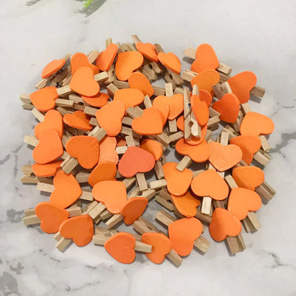 Decorbites™ 50er-Pack Romantische Herzförmige Holzclips für Heimdekoration und Partys