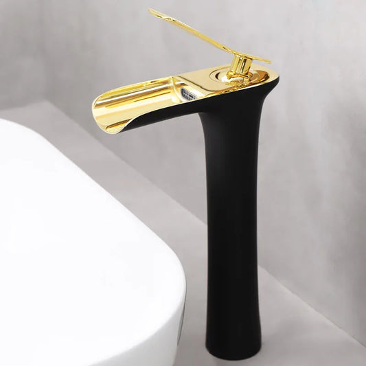 Decorbites™ Gold Wasserfall Badezimmer Waschtischarmatur, Weißer Mischbatterie Heiß Kalt Waschbecken Stecker