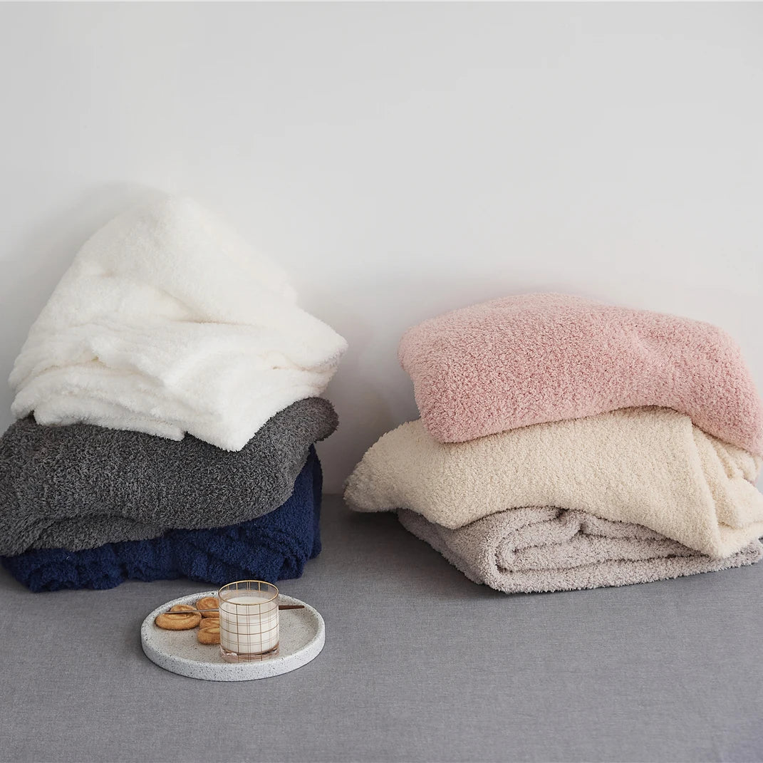 Decorbites™ Flauschiges Daunen-Gestricktes Wurfdecken - Weiche & Gemütliche Mikrofaser-Steppdecke für Sofa, Bett und Klimaanlageraum