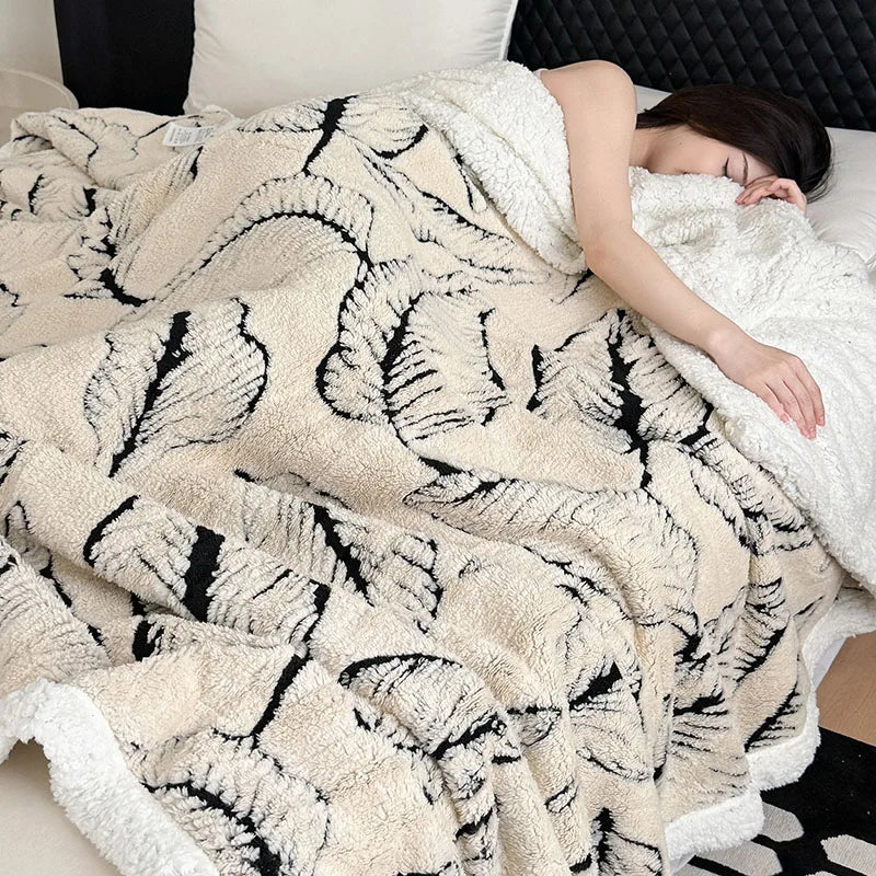 Decorbites™ Blatt-Jacquard-Doppel-Lagen-Flauschdecke für Sofa und Bett