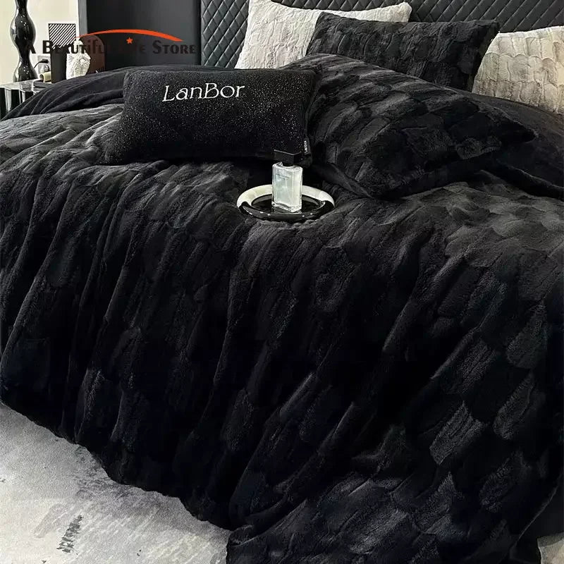 Decorbites™ Kuscheliges Kunstkaninchenfell-Bettwäsche-Set in Schwarz & Grau: Daunendecke, Laken, Kissenbezüge