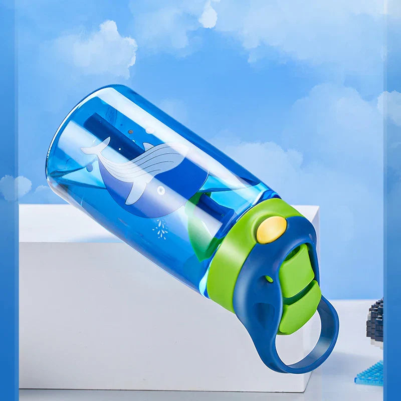 Decorbites™ Kinder Anti-Fall-Strohhut-Becher - Tragbare Wasserflasche für Schule & Sommer