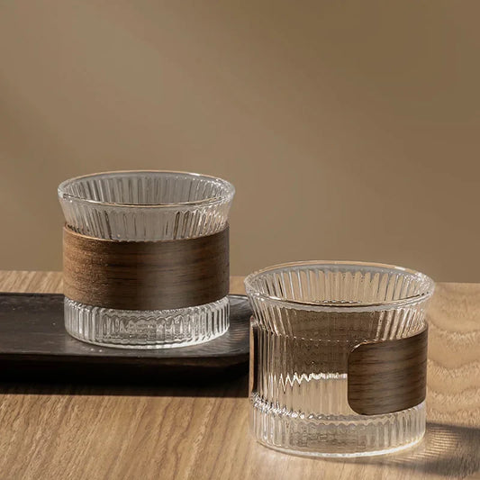 Decorbites™ Japanisches Glas-Teetassen-Set mit Walnusshülle – Hochwertiges transparentes Trinkgeschirr