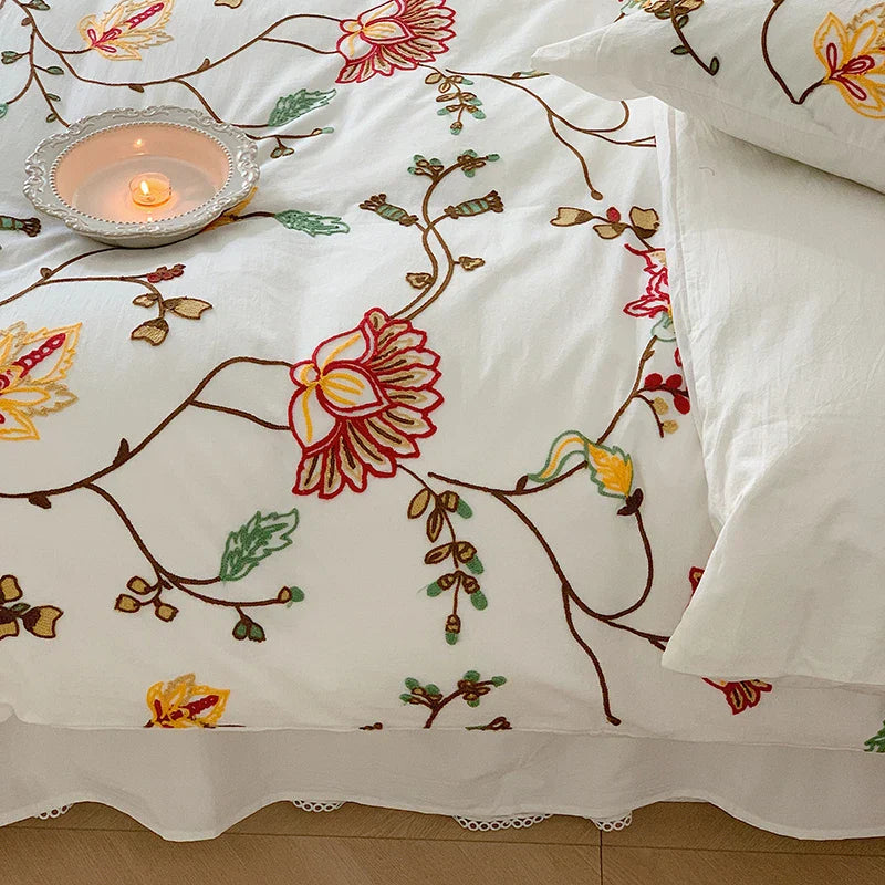 Decorbites™ Baumwoll-Bohemia-Blumen-Stickerei 4-teiliges Bettwäsche-Set Vintage-Duvet-Cover King Queen