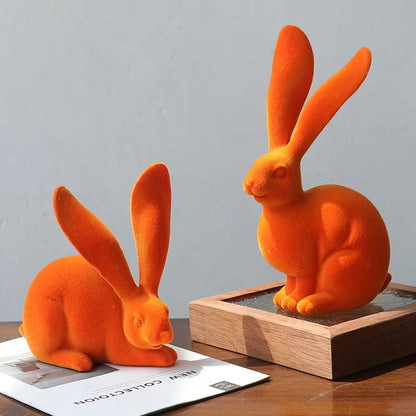 Decorbites™ Abstrakte Hasen-Figuren: Flauschige Hasen-Resin-Kunst-Dekorationsornamente