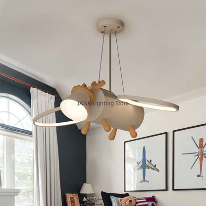 Decorbites™ Kleines Reh LED-Kronleuchter für das Kinderzimmer – Moderne Cartoon-Holz-Hängeleuchte