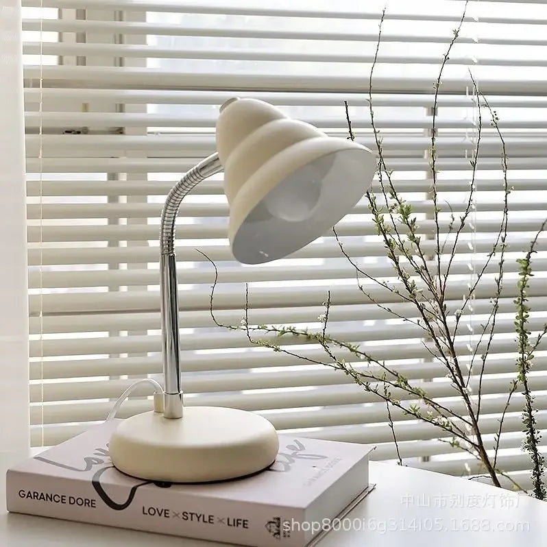 Decorbites™ Sahneartige Schrauben-Dekorations-Schreibtischlampe zum Lesen und Lernen
