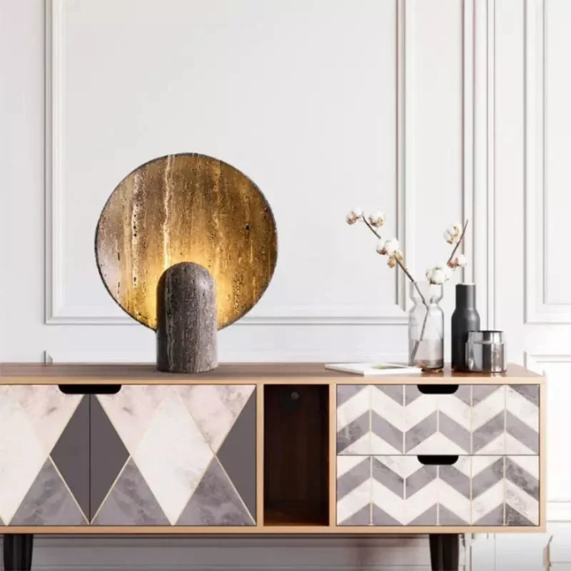 Decorbites™ Dunkler Travertin-Felsen LED-Harz-Tischleuchte – Modernes minimalistisches Wohnaccessoire