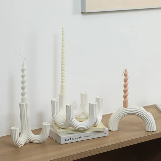 Decorbites™ Elegante weiße Kerzenleuchter aus Keramik für Hausdekoration und Esstisch
