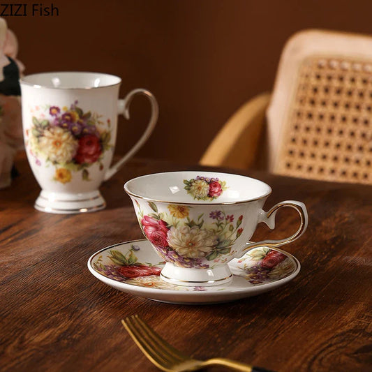 Decorbites™ Elegantes Blumenmuster Porzellan-Tasse- und Untertassenservice