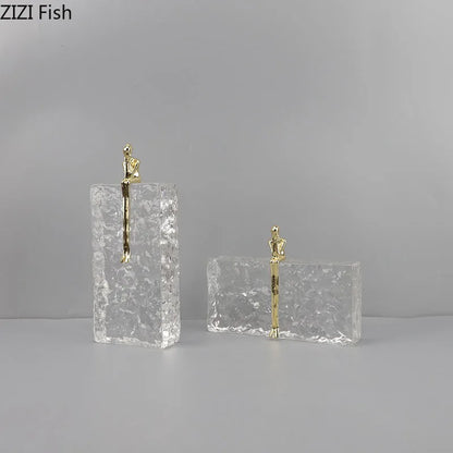 Decorbites™ Goldener Denker-Eiskristall-Skulptur: Abstrakte Figur auf Kristallbasis