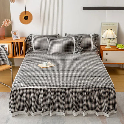 Decorbites™ Baumwoll-Karosé-Streifen-Rüschen-Bettwäsche-Set mit Spitzenakzenten