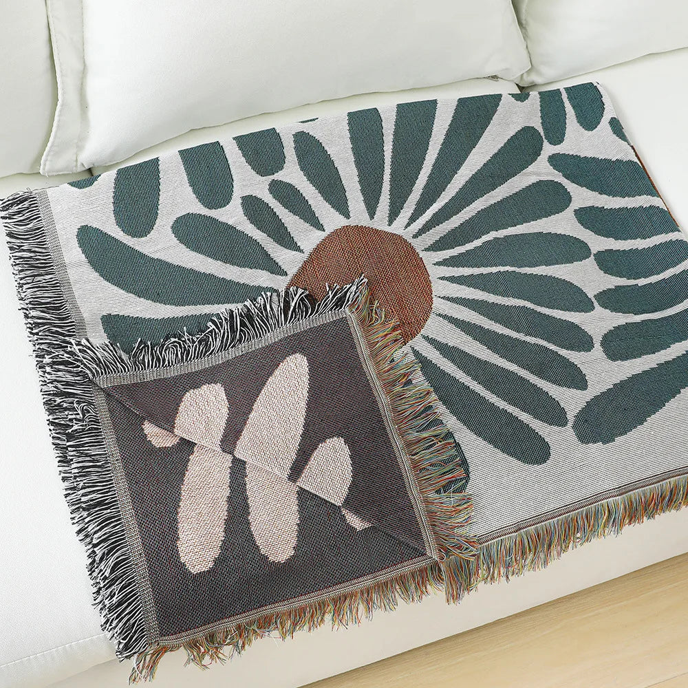 DecorBites™ Daisy Pattern Woven Throw Blanket: Stylish Tassel Thread Blanket for Home Decor & Picnics