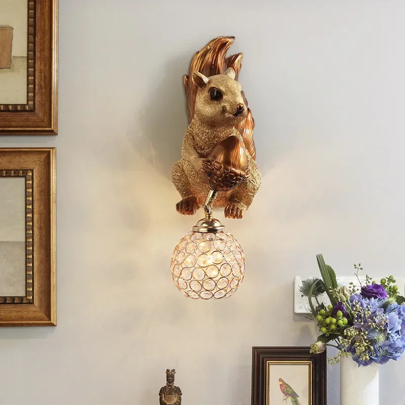 Decorbites™ Niedliches Eichhörnchen Harz LED Wandlampen für Heimdekoration und Beleuchtung