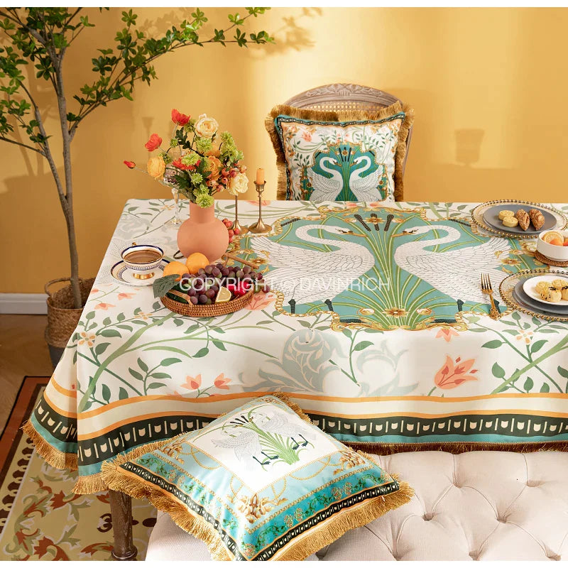 Decorbites™ Doppelschwan & Blumenmuster Samt-Tischdecke mit Quasten