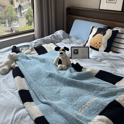 DecorBites™ Cozy Skin-Friendly Flannel Sofa Blanket for All SeasonssetCellValue.