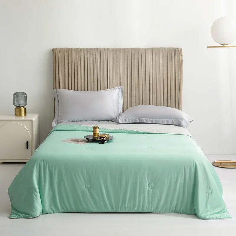 DecorBites™ Double-Sided Cooling Queen Quilt: Silky Smooth Summer Comforter