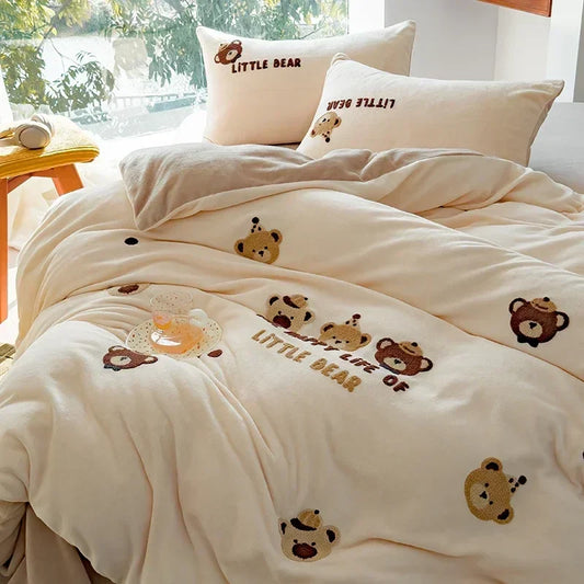 Decorbites™ Bestickte Fleece-Winter-Bettwäsche-Set: Bettbezug, Laken, Steppdecke, Kissenbezüge