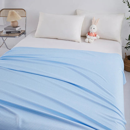 DecorBites™ Bamboo Fiber Summer Quilt - Lightweight & Breathable Diamond Grid Blanket