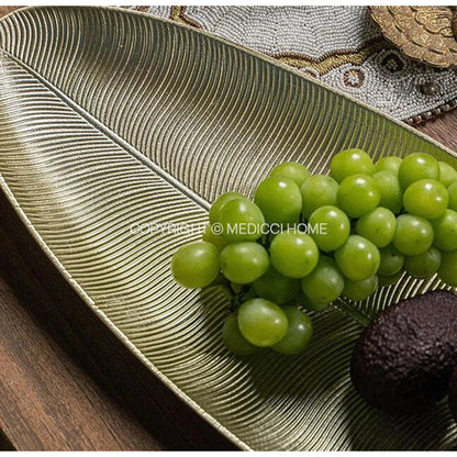 Decorbites™ Blattförmiges Goldlack Holztablett 14,5x40 cm - Modernes Dekoratives Tischgeschirr