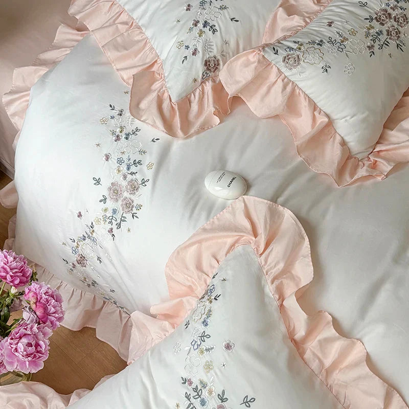 Decorbites™ Koreanische Prinzessin Spitzen-Volants-Blumen-Stickerei-Bettwäsche-Set mit 100% Baumwollqualität.