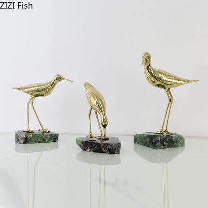 Decorbites™ Goldene Messingvogel auf Marmorsockel Schreibtischornament Statuen-Kunstwerk Dekoration