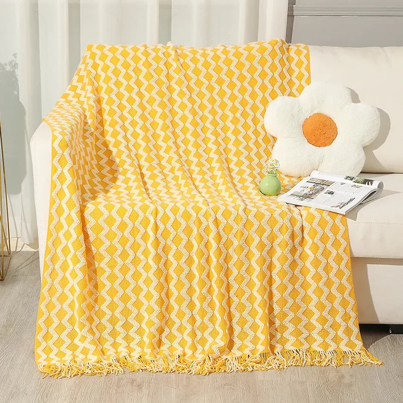 Decorbites™ Gestrickte Blanket mit Troddel-Saum: Gemütliche Wärme für Zuhause, Büro, Sofa und mehr