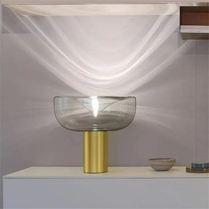 Decorbites™ Aella Tischleuchte: Elegante klare Glas-Luxus-Kunst-Schreibtischlampe für Büro, Schlafzimmer und Eingangsbereich