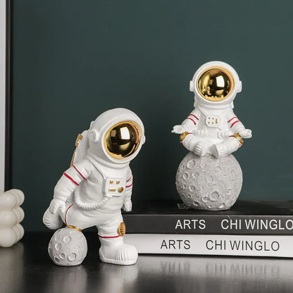 Decorbites™ elektrovergoldete goldene Astronauten-Figuren, kreative Wohnraumdekoration & Geschenke