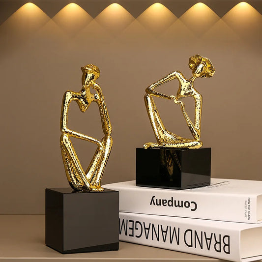 Decorbites™ Goldener Hut Denker Figur Skulptur für die Heimdekoration
