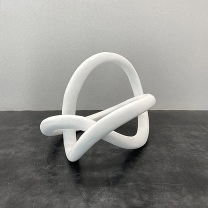 Decorbites™ Goldener Ringknoten Geometrische Harzornamente Handgefertigte Kunstdekoration Figuren