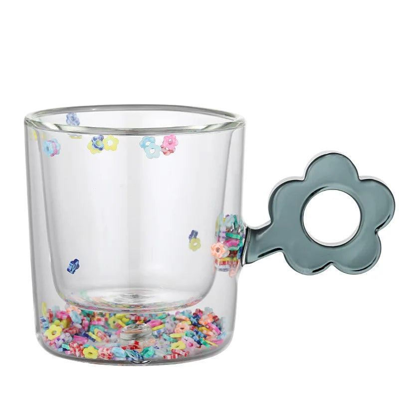 DecorBites™ 250ml doppelwandige Glastasse mit Glitzerblumen und Blumengriff