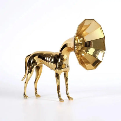 Decorbites™ Abstrakte Goldene Trompeten-Hund-Skulptur Haustierdekoration Simuliertes Tierfigürchen