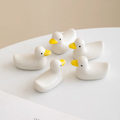 Decorbites™ Entenhaltes-Stäbchenhalter-Tablett Weißer-Hase-Porzellan-Teller Heimdekoration