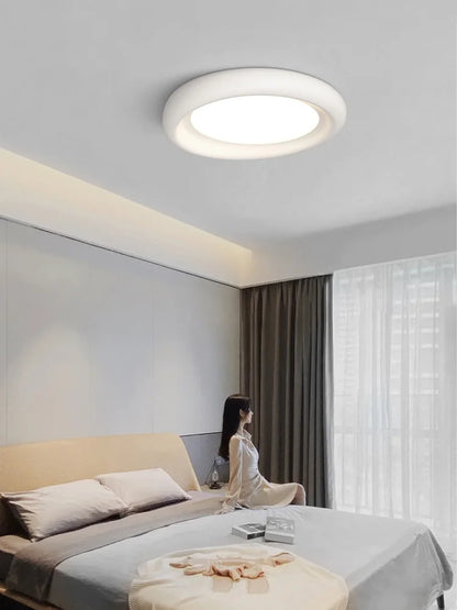 Decorbites™ LED-Deckenleuchte Creme für Mädchenzimmer – Moderne minimalistische Beleuchtung für das Schlafzimmer