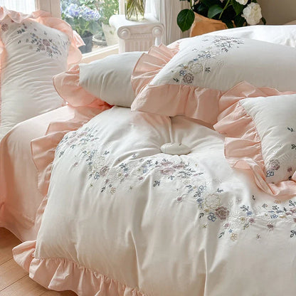 Decorbites™ Koreanische Prinzessin Spitzen-Volants-Blumen-Stickerei-Bettwäsche-Set mit 100% Baumwollqualität.