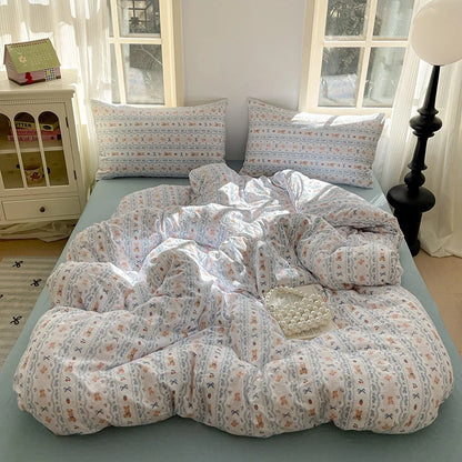 DecorBites™ Cotton Flower Print Bedding Set - Romantic High-Density Comforter for Adults