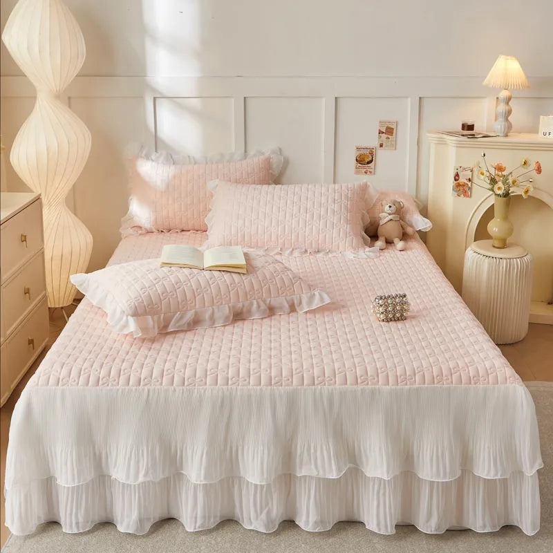 Decorbites™ Spitzen-Volants-Kühlendes Bettrock-Set mit Kissenbezügen
