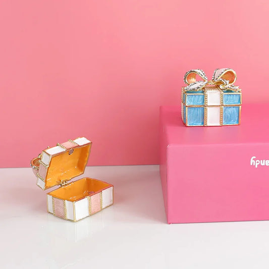Decorbites™-Knot-Band-Schmuckschachtel: Schleifenförmiger Organizer für Ringe und Ohrringe & Geschenkbewahrer