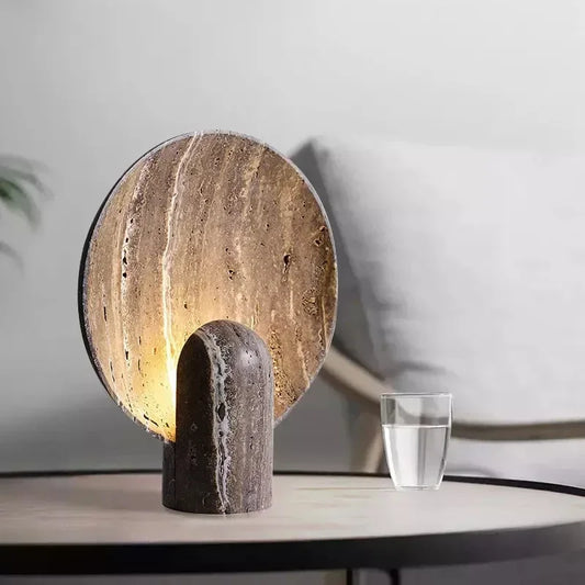 Decorbites™ Dunkler Travertin-Felsen LED-Harz-Tischleuchte – Modernes minimalistisches Wohnaccessoire